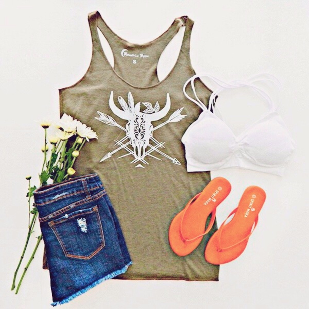 Mountain Moon bull skull tank